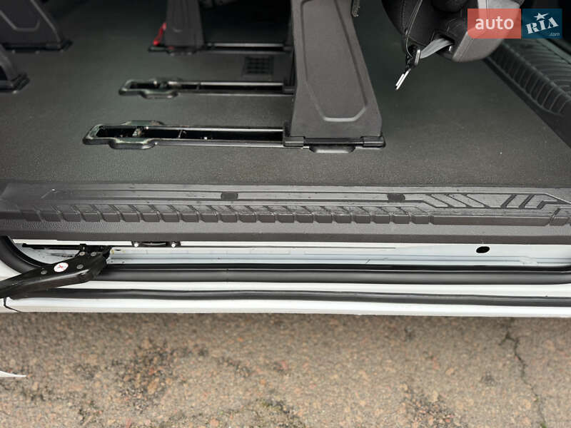 Минивэн Ford Transit Custom 2015 в Киеве фото 46 Минивэн Ford Transit Custom 2015 в Киеве