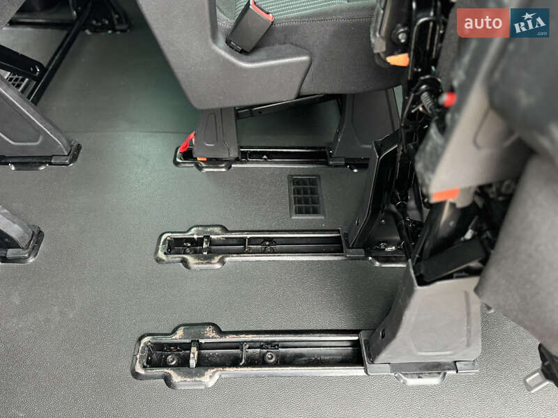 Минивэн Ford Transit Custom 2015 в Киеве фото 47 Минивэн Ford Transit Custom 2015 в Киеве