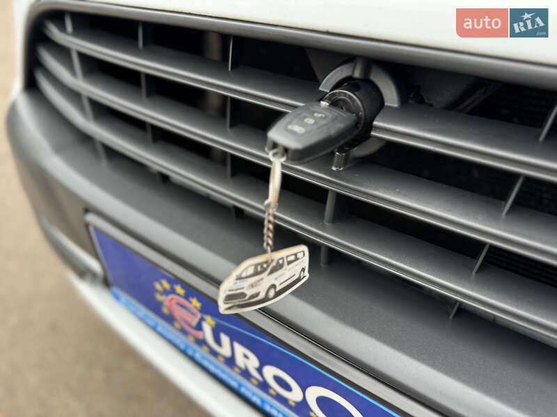 Минивэн Ford Transit Custom 2015 в Киеве фото 104 Минивэн Ford Transit Custom 2015 в Киеве