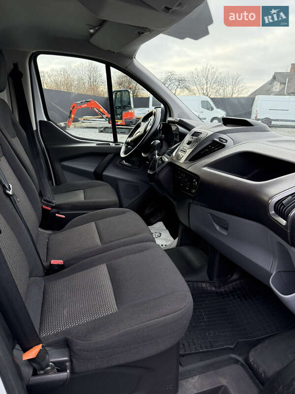 Грузовой фургон Ford Transit Custom 2015 в Дрогобыче