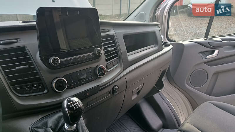 Вантажний фургон Ford Transit Custom 2019 в Рівному