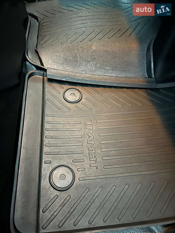 Грузовой фургон Ford Transit Custom 2021 в Луцке