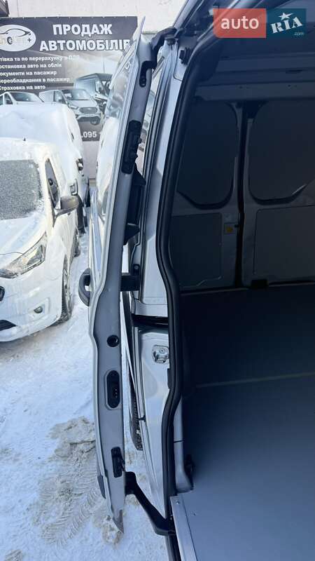 Микроавтобус грузовой (до 3,5т) Ford Transit Custom 2021 в Луцке