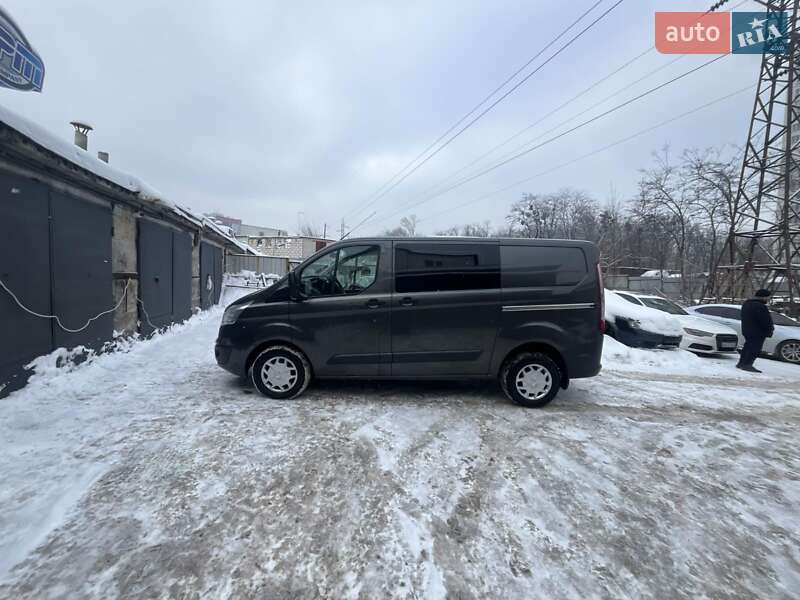 Грузовой фургон Ford Transit Custom 2016 в Киеве