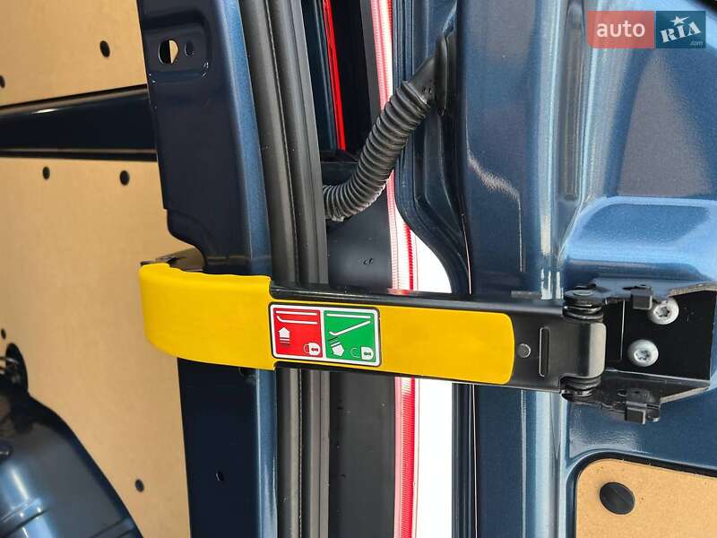 Грузовой фургон Ford Transit Custom 2021 в Киеве