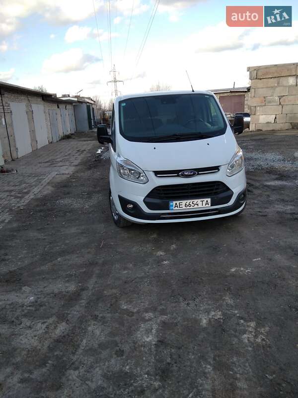 Мікроавтобус вантажний (до 3,5т) Ford Transit Custom 2017 в Кривому Розі фото 3 Мікроавтобус вантажний (до 3,5т) Ford Transit Custom 2017 в Кривому Розі