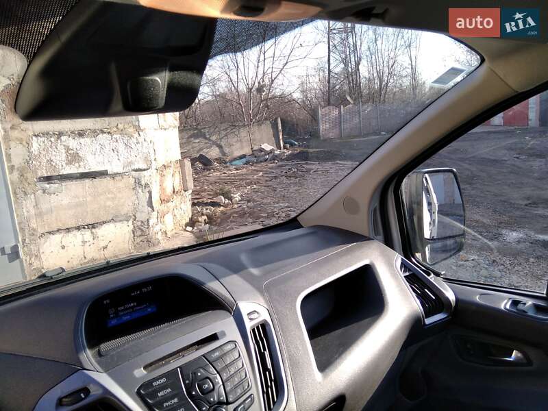 Мікроавтобус вантажний (до 3,5т) Ford Transit Custom 2017 в Кривому Розі фото 13 Мікроавтобус вантажний (до 3,5т) Ford Transit Custom 2017 в Кривому Розі