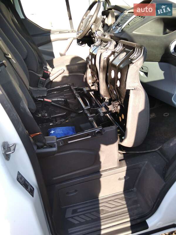 Мікроавтобус вантажний (до 3,5т) Ford Transit Custom 2017 в Кривому Розі фото 15 Мікроавтобус вантажний (до 3,5т) Ford Transit Custom 2017 в Кривому Розі