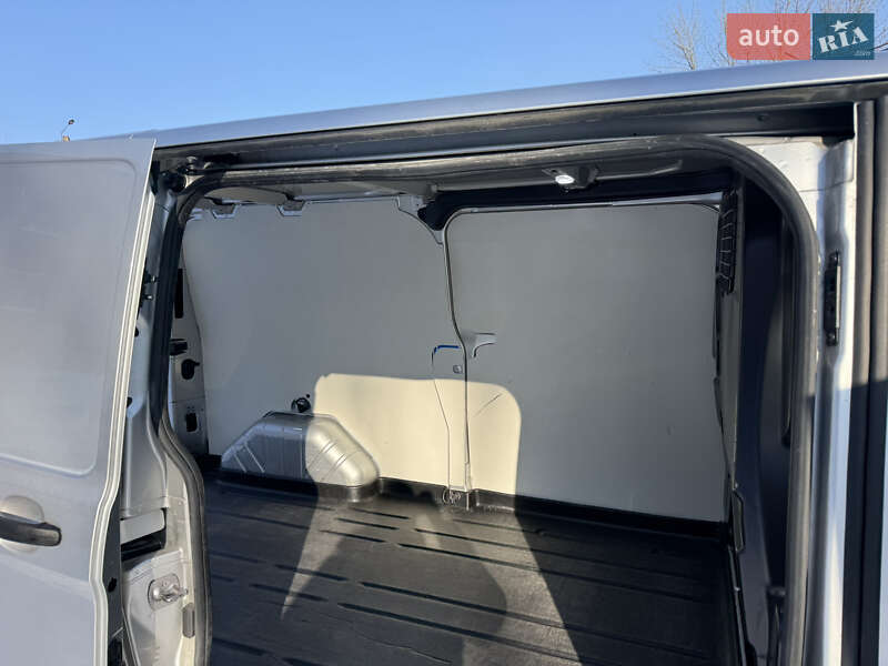 Грузовой фургон Ford Transit Custom 2019 в Ровно фото 36 Грузовой фургон Ford Transit Custom 2019 в Ровно