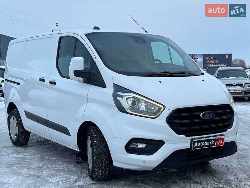 Вантажний фургон Ford Transit Custom 2019 в Львові