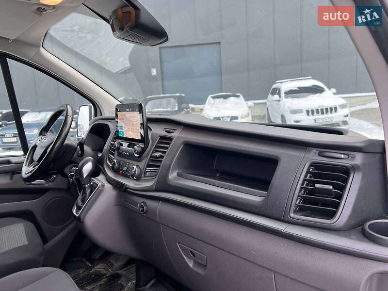Вантажний фургон Ford Transit Custom 2019 в Львові