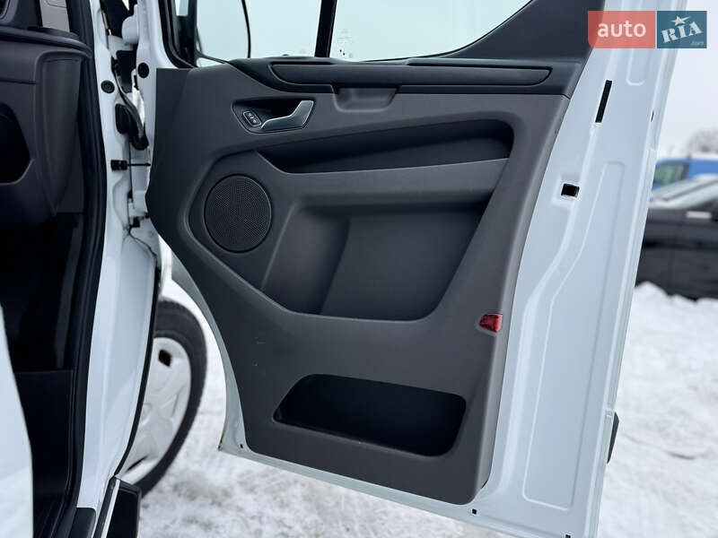 Грузовой фургон Ford Transit Custom 2021 в Киеве фото 57 Грузовой фургон Ford Transit Custom 2021 в Киеве