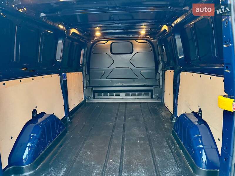 Вантажний фургон Ford Transit Custom 2020 в Вінниці