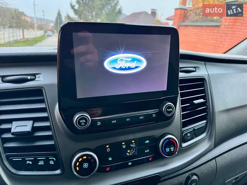 Вантажний фургон Ford Transit Custom 2020 в Вінниці