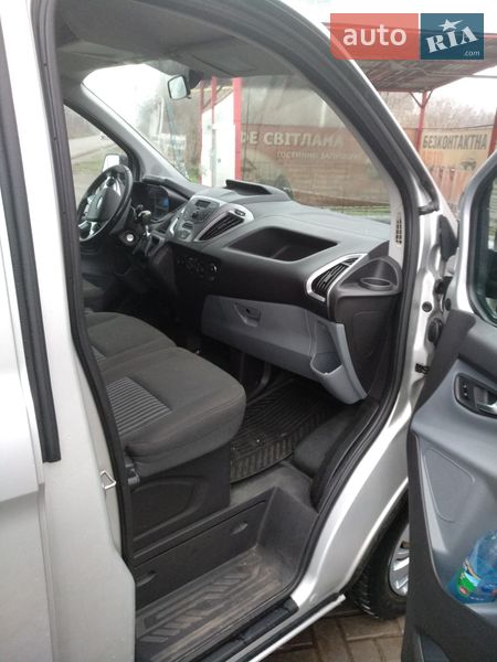 Грузовой фургон Ford Transit Custom 2016 в Днепре фото 8 Грузовой фургон Ford Transit Custom 2016 в Днепре