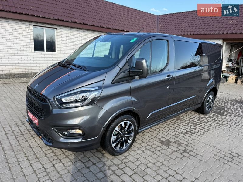 Вантажопасажирський фургон Ford Transit Custom 2020 в Києві