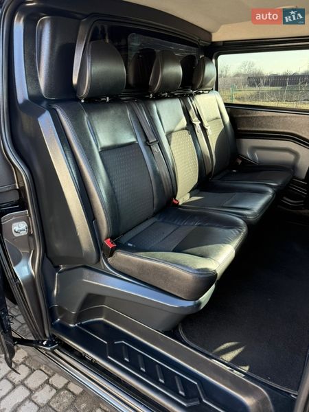 Вантажопасажирський фургон Ford Transit Custom 2020 в Києві
