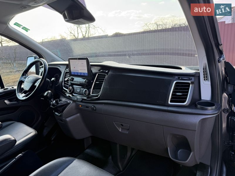 Вантажопасажирський фургон Ford Transit Custom 2020 в Києві