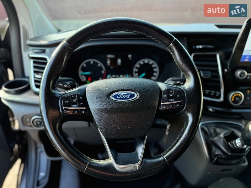 Вантажопасажирський фургон Ford Transit Custom 2020 в Києві