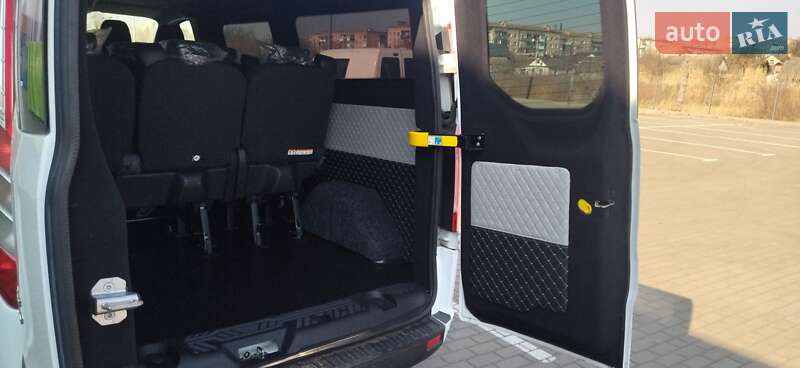 Мінівен Ford Transit Custom 2018 в Дубні