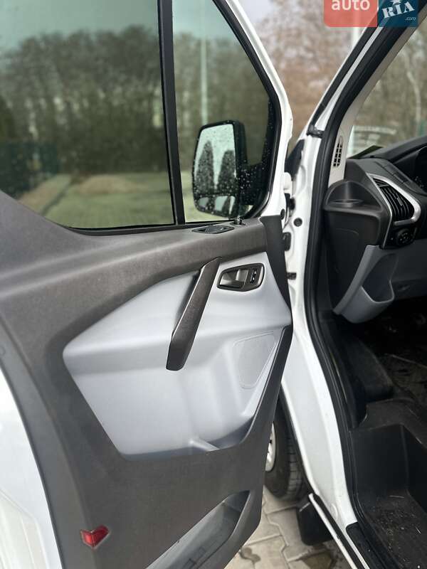 Грузовой фургон Ford Transit Custom 2014 в Кременчуге