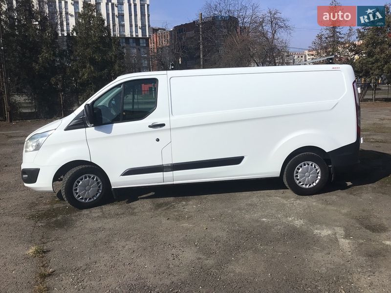 Вантажний фургон Ford Transit Custom 2014 в Львові