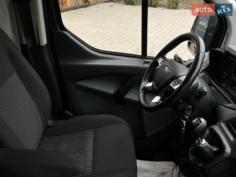 Микроавтобус грузовой (до 3,5т) Ford Transit Custom 2016 в Львове фото 31 Микроавтобус грузовой (до 3,5т) Ford Transit Custom 2016 в Львове