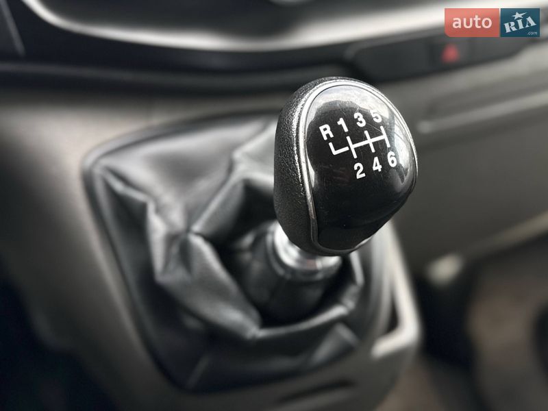 Грузовой фургон Ford Transit Custom 2018 в Киеве