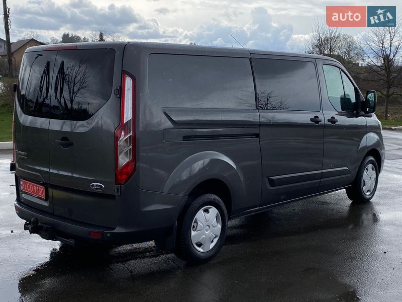 Вантажний фургон Ford Transit Custom 2020 в Ірпені