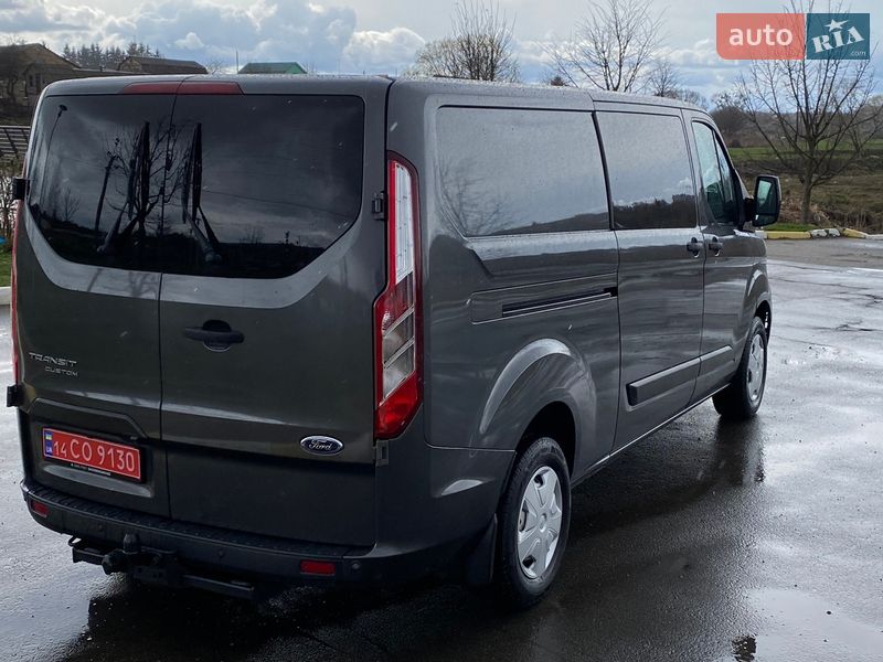 Вантажний фургон Ford Transit Custom 2020 в Ірпені