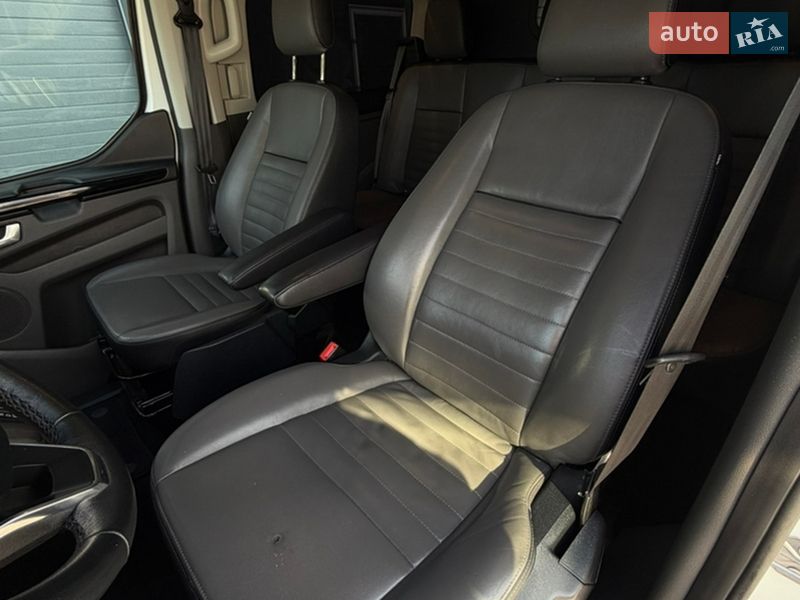 Грузопассажирский фургон Ford Transit Custom 2020 в Дубно