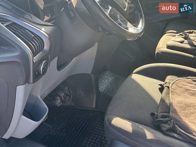 Вантажопасажирський фургон Ford Transit Custom 2014 в Києві