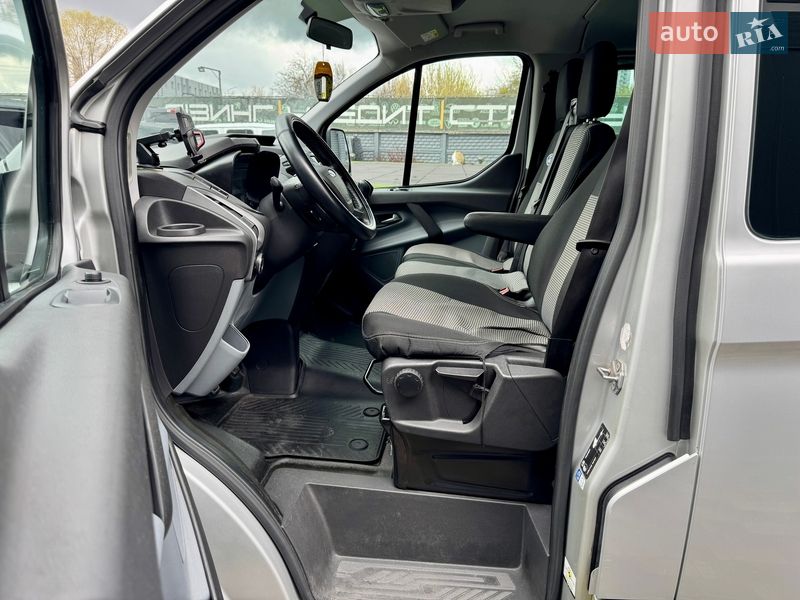 Минивэн Ford Transit Custom 2016 в Киеве
