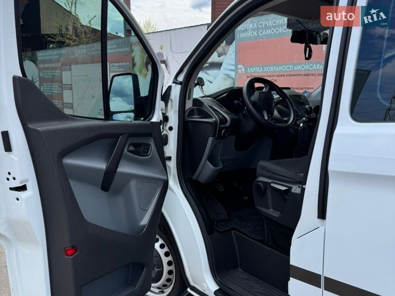Минивэн Ford Transit Custom 2015 в Киеве