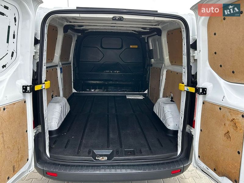 Грузовой фургон Ford Transit Custom 2015 в Луцке