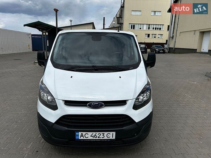 Грузовой фургон Ford Transit Custom 2015 в Луцке