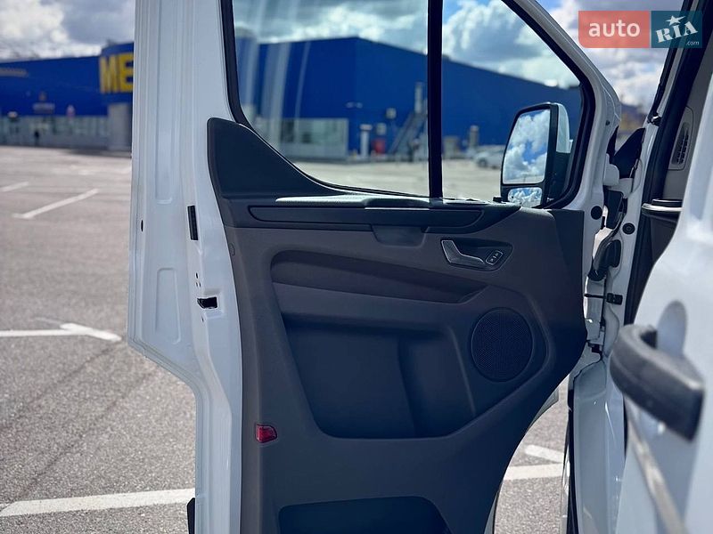 Грузовой фургон Ford Transit Custom 2019 в Киеве