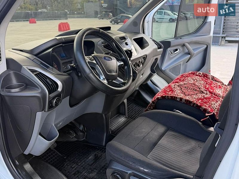 Вантажний фургон Ford Transit Custom 2016 в Києві
