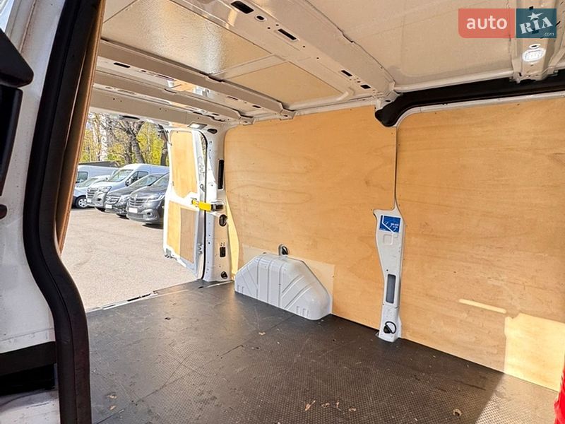 Грузовой фургон Ford Transit Custom 2022 в Киеве