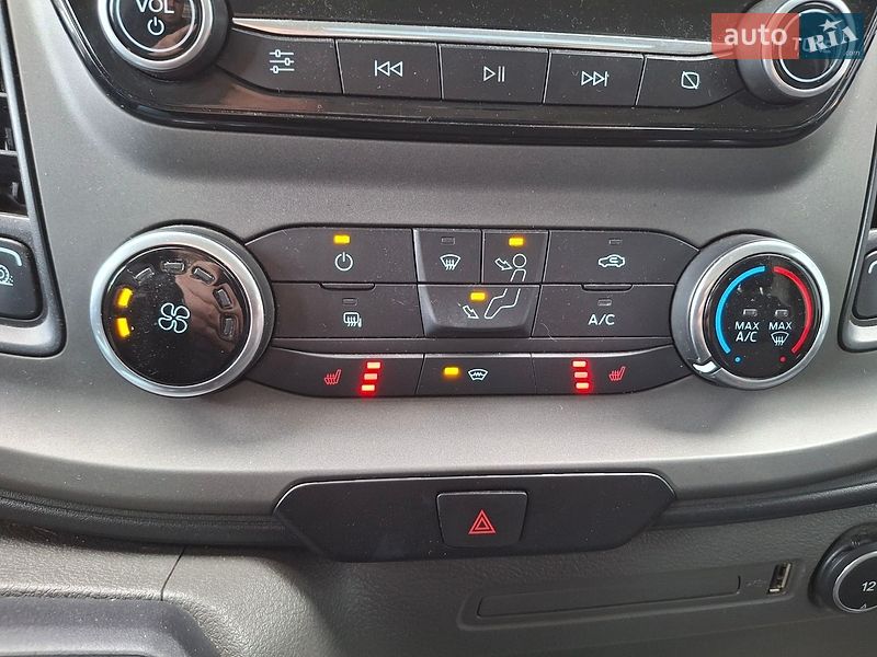 Грузовой фургон Ford Transit Custom 2019 в Львове
