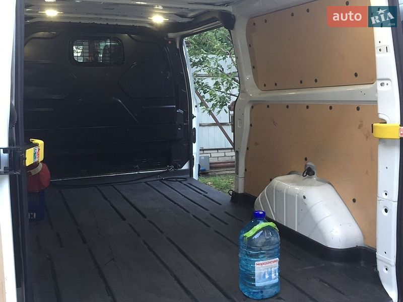 Грузовой фургон Ford Transit Custom 2015 в Киеве