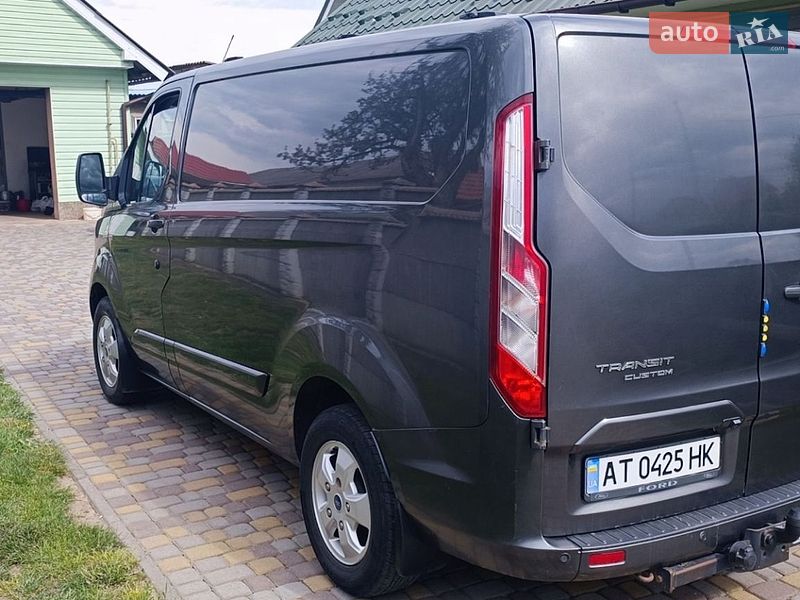 Вантажний фургон Ford Transit Custom 2017 в Калуші