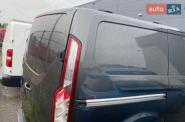 Вантажний фургон Ford Transit Custom 2017 в Калуші