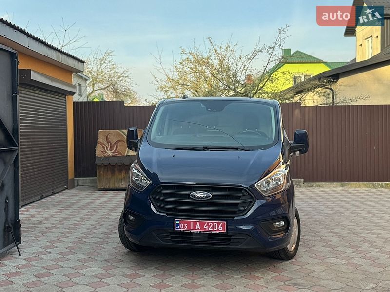 Вантажний фургон Ford Transit Custom 2021 в Рівному