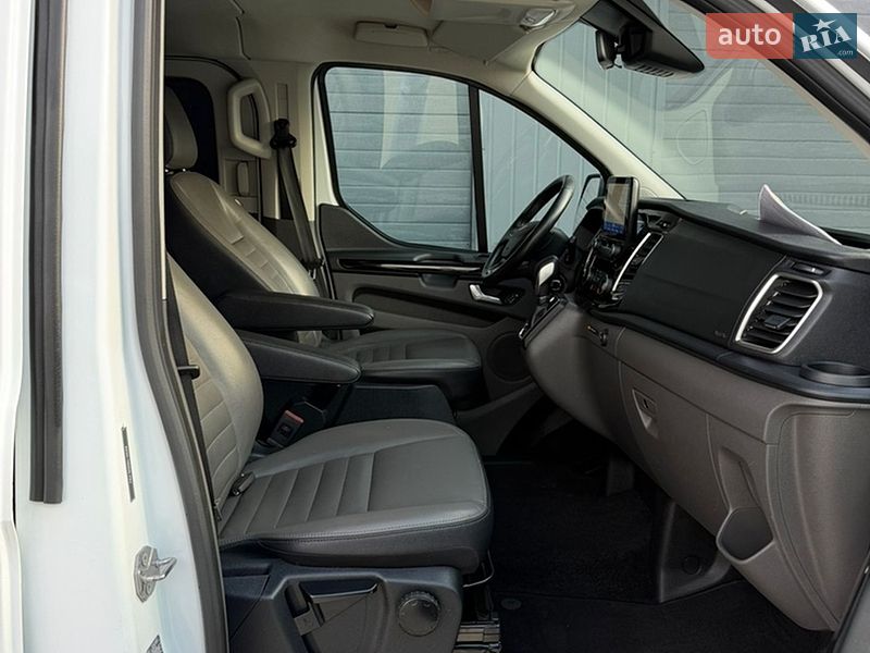 Грузопассажирский фургон Ford Transit Custom 2020 в Дубно