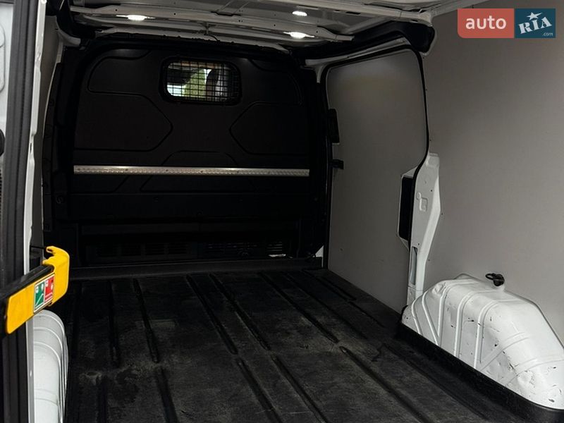 Микроавтобус грузовой (до 3,5т) Ford Transit Custom 2020 в Луцке