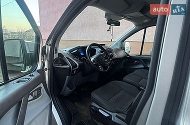 Мінівен Ford Transit Custom 2016 в Сваляві