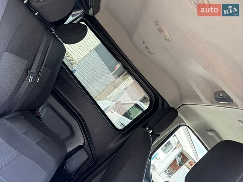 Вантажопасажирський фургон Ford Transit Custom 2019 в Бродах