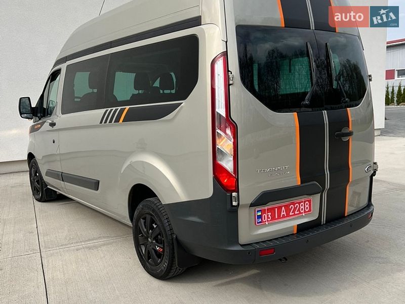 Минивэн Ford Transit Custom 2016 в Луцке