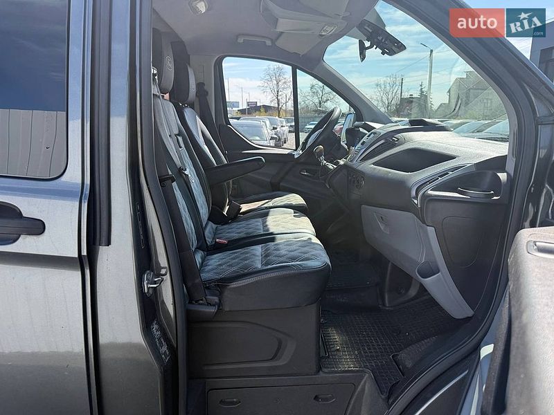 Минивэн Ford Transit Custom 2016 в Киеве фото 13 Минивэн Ford Transit Custom 2016 в Киеве